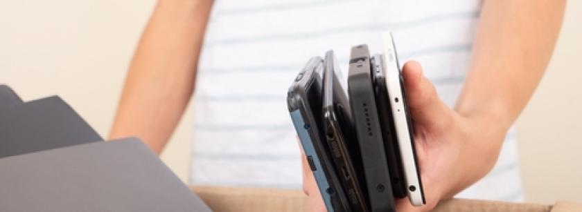 care-este-diferenta-dintre-un-telefon-refurbished-reconditionat-second-hand-sau-resigilat